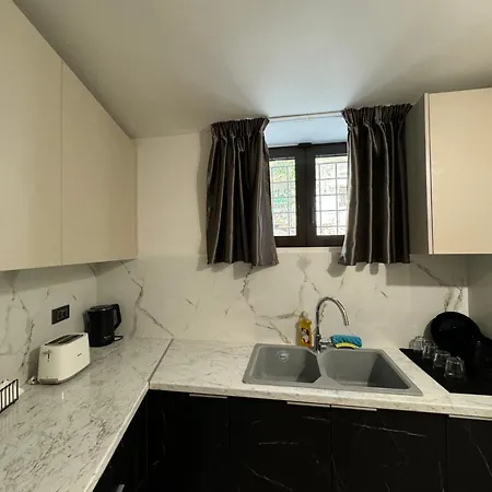 Charming 2Br Basement Near Akropolis Athens By Kozy Koala Exterior foto