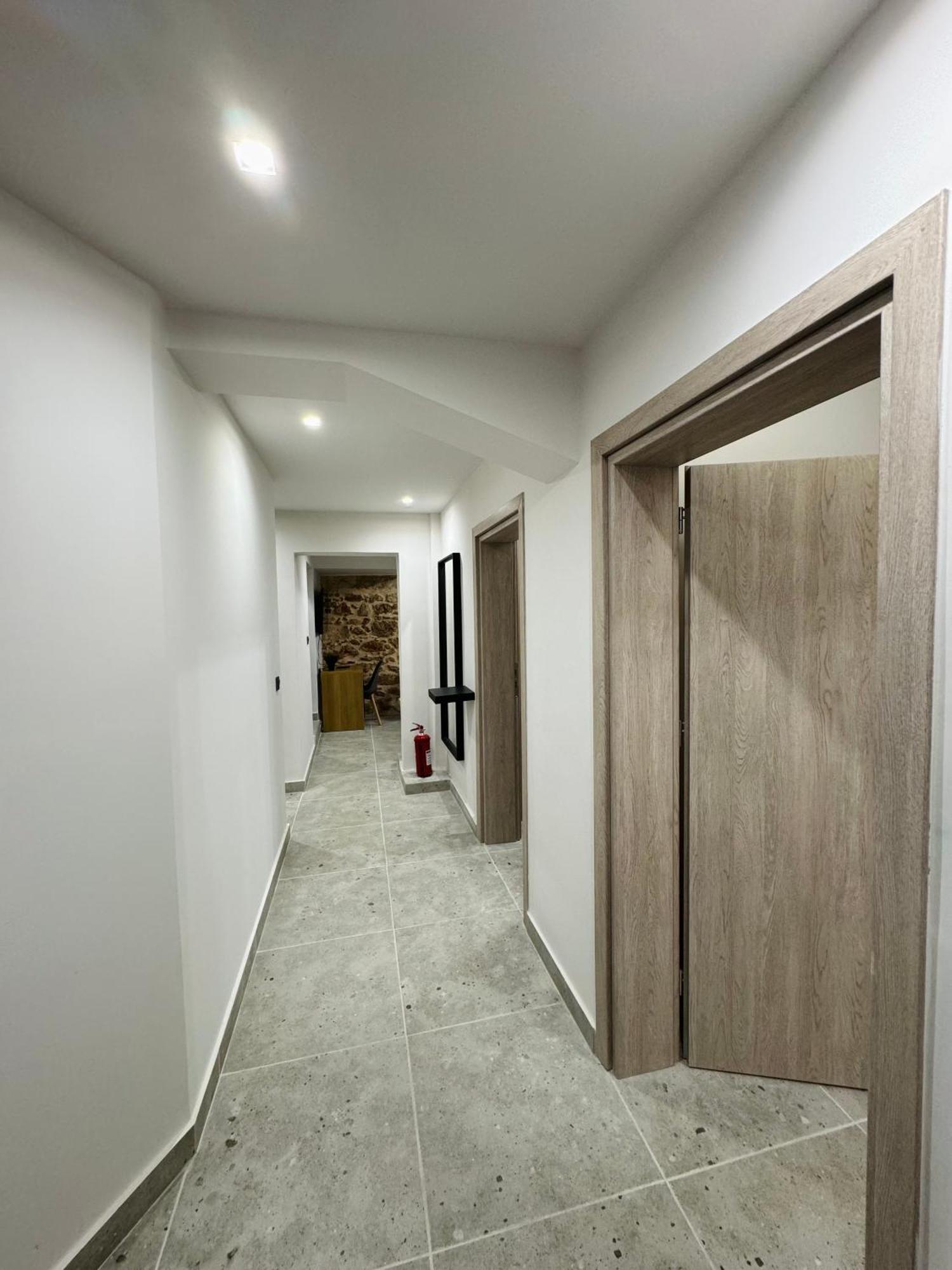 Charming 2br Basement Near Akropolis By Kozy Koala * Atene